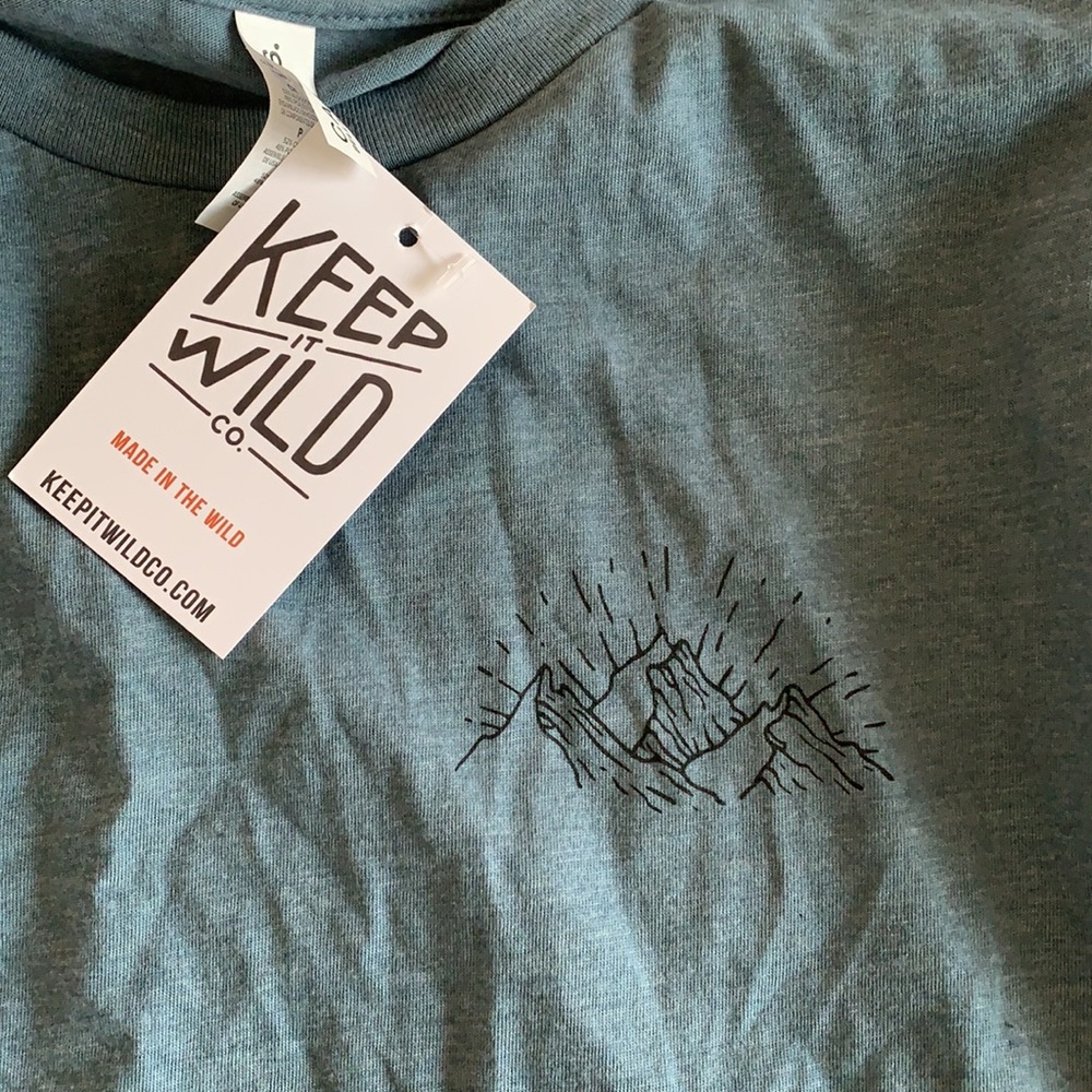 Keep it Wild tee